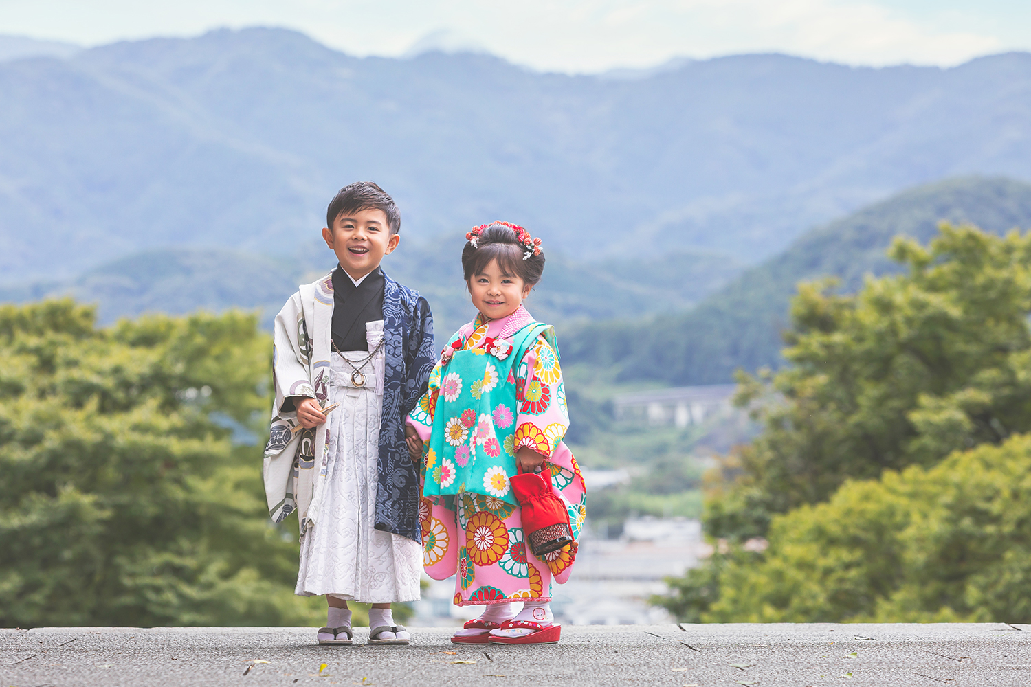 貫前神社で七五三の写真です