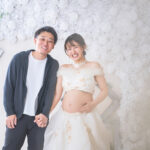 群馬県富岡市の写真館ヤジマフォトスタジオ。写真のヤジマ（矢嶋和信）が光と影を操る技術で、一生に一度の神秘的な姿を残すマタニティフォト。