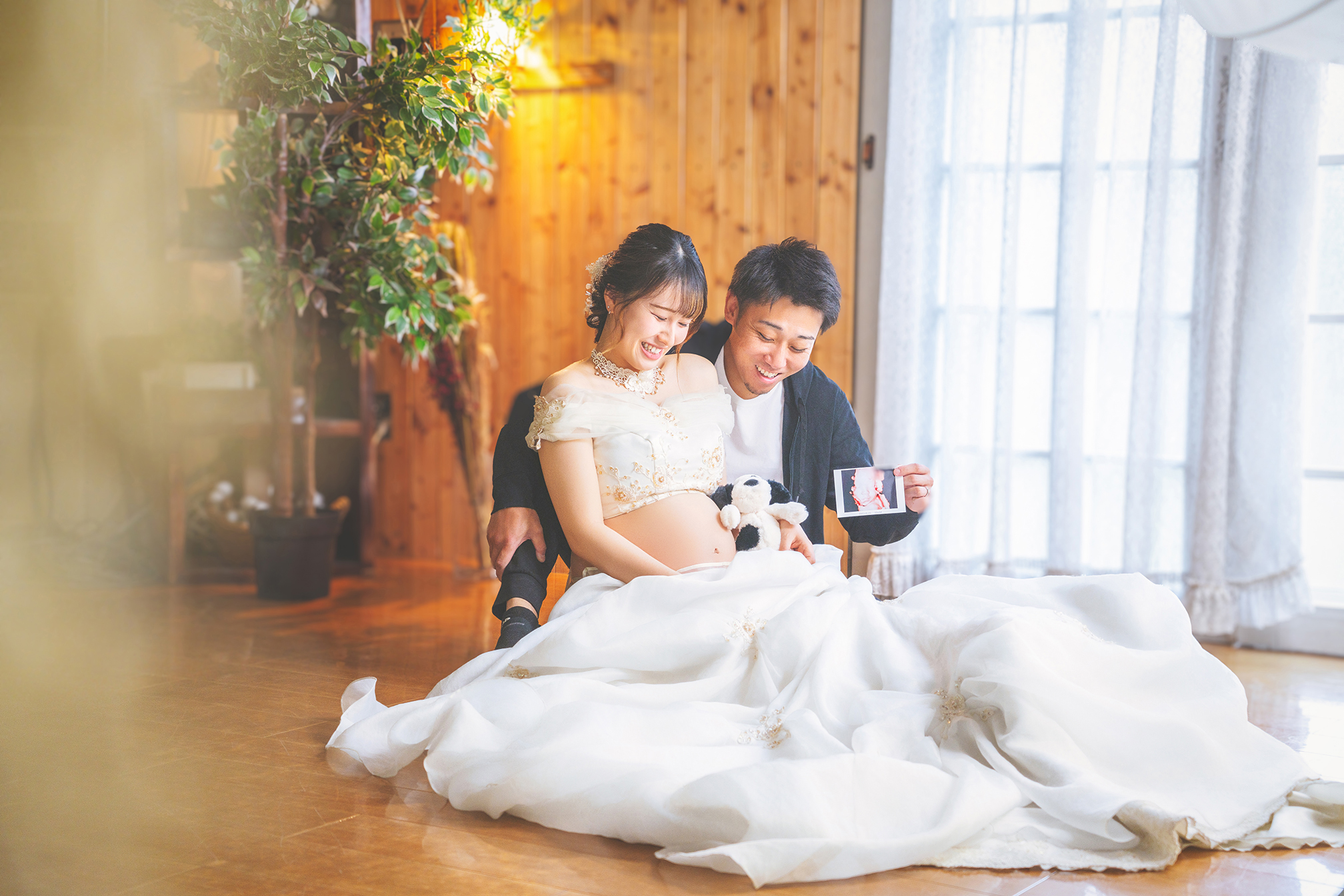 群馬県富岡市の写真館ヤジマフォトスタジオ。写真のヤジマ（矢嶋和信）が光と影を操る技術で、一生に一度の神秘的な姿を残すマタニティフォト。